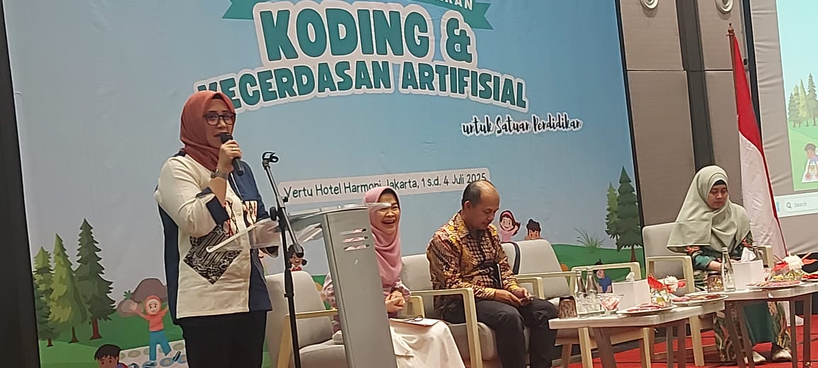 100 Sekolah Raih Nilai Rapot Pendidikan Tertinggi di 38 Provinsi Ikuti Bimtek Koding dan Kecerdasan Artifisial